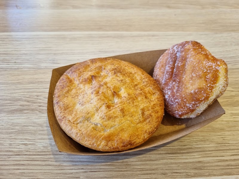 Egg wash bake shop photo 9