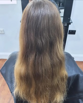 Platinum Hair Studio Tamworth photo 2