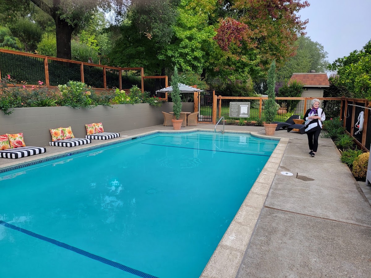 The Madrona, dog-friendly hotel, photo 2