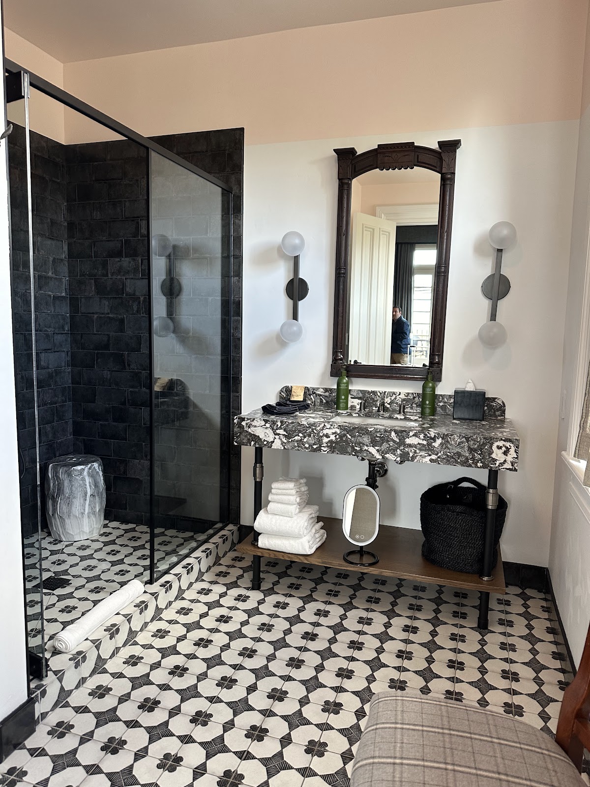 The Madrona, dog-friendly hotel, photo 3