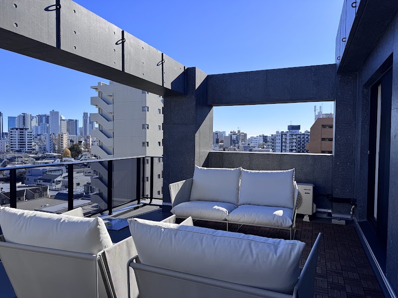 Triphome Nakano