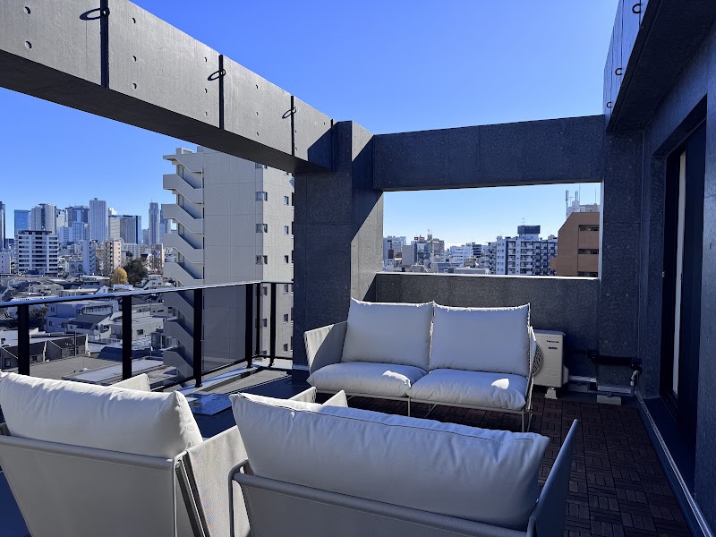 Triphome Nakano