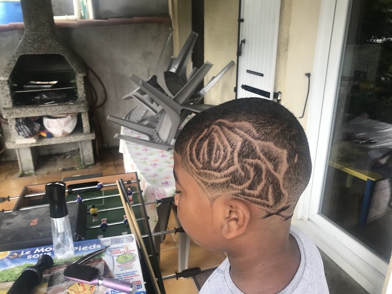 CAMARA S BARBERSHOP (CAMARA'S BARBERSHOP) — photo 4