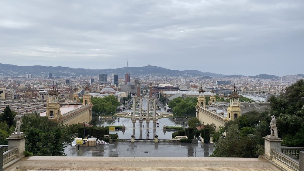 Parque del Mirador del Poble Sec fotoğraf 1