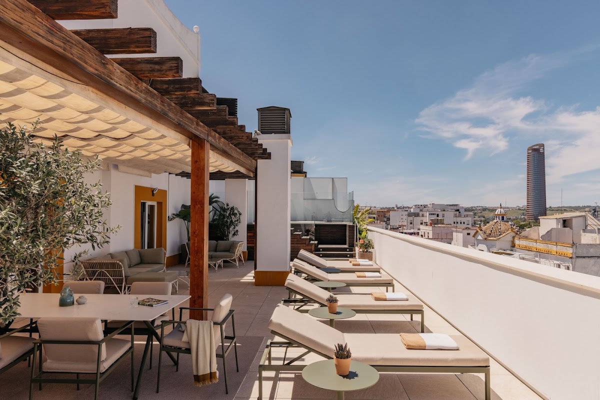 Hotel Colón Gran Meliá, dog-friendly hotel in Seville
