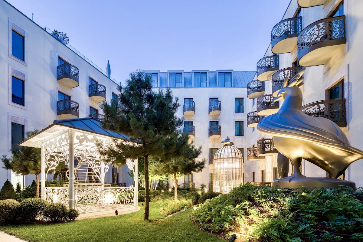 Kimpton BEM Budapest, dog-friendly hotel in Budapest