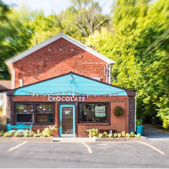 Lagusta's Luscious photo 1