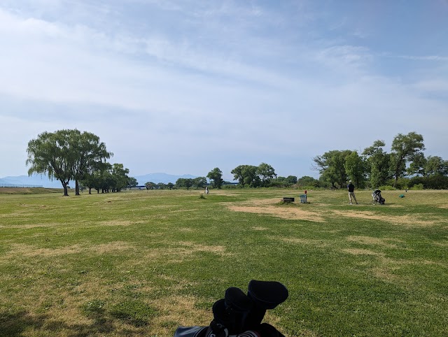 Mogami River Green Park Golf Course - Photo 10