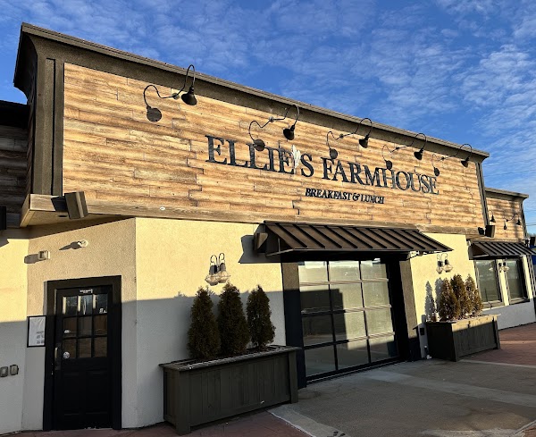 Ellie’s Farmhouse
