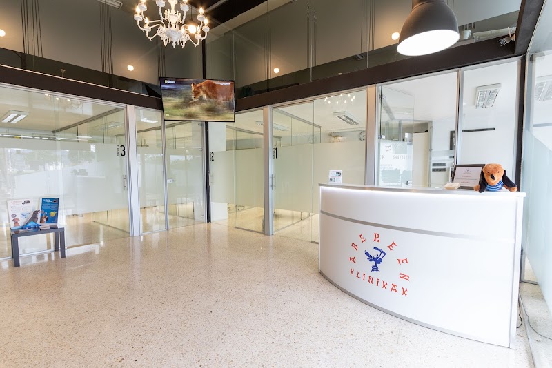 Hospital Veterinario Zumalakarregi "Grupo Abereen Klinikak"