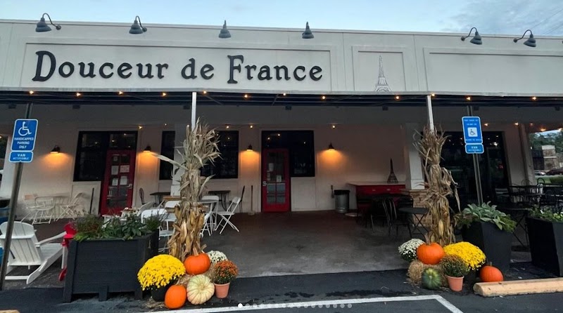 Douceur De France - Bakery & Brunch photo 1