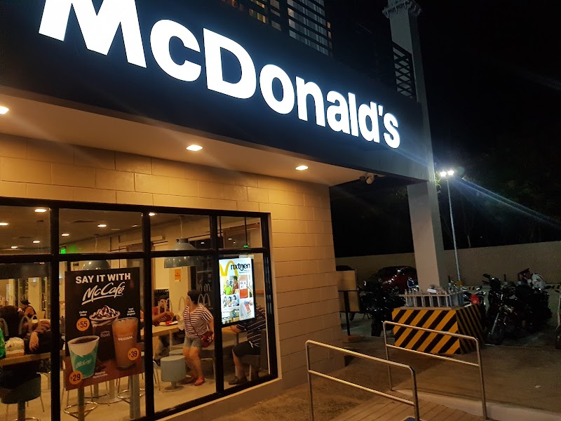 McDonald's Cayetano Blvd