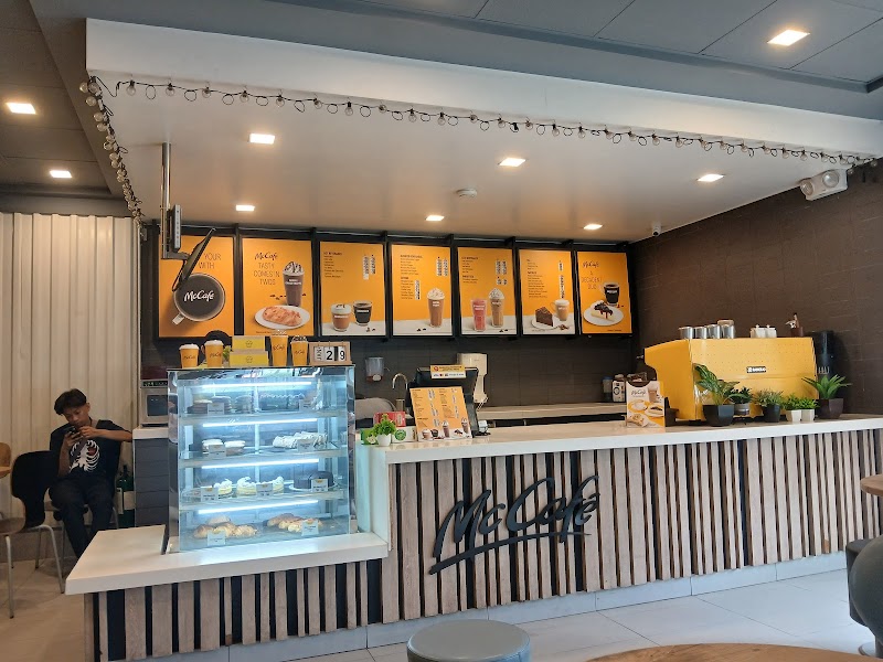McDonald's Cayetano Blvd