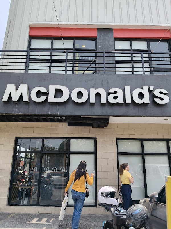 McDonald's Cayetano Blvd