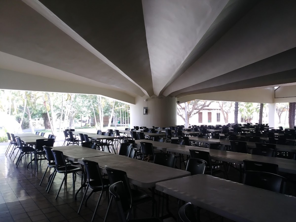 Universidad ISA comedor universitario - Imagen 1