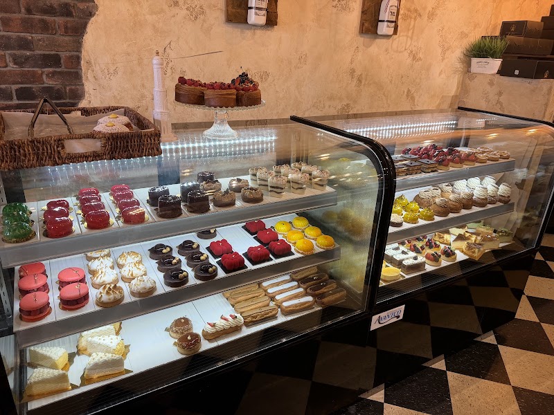 Little France Coffee & Bakery photo 3