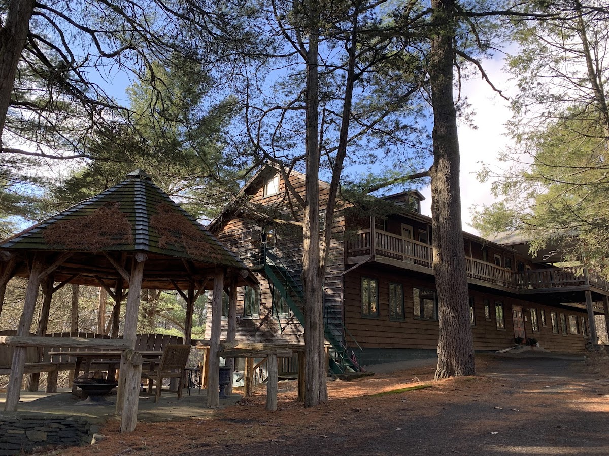 Sky Lake Lodge