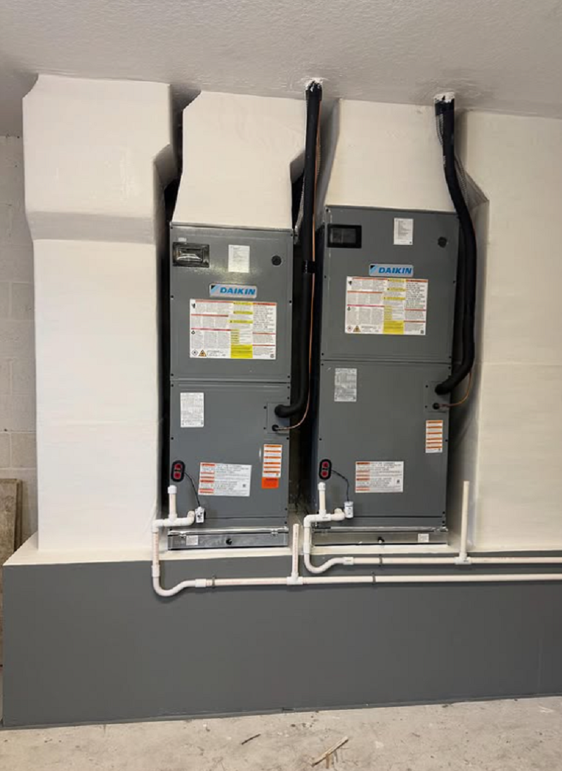 Llarena Service Center LLC - General Contractor in Miami