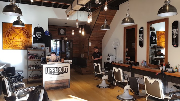 The Specialist Barber