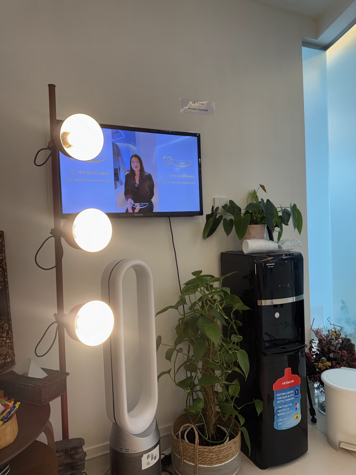 Dr Suzan Assarian Dental Clinic 3