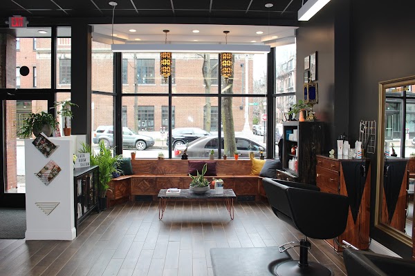 Blackroom Salon portfolio