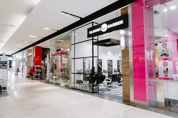 Classic Barber Fountain Gate photo 2