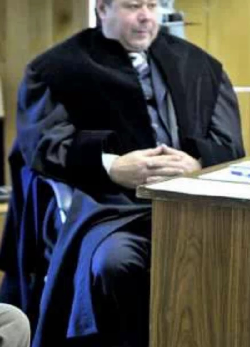 Ivan Torres abogado photo 1