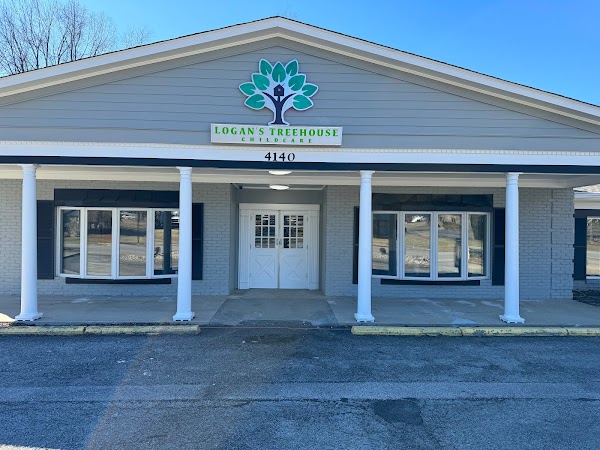 LOGAN'S TREEHOUSE #3 exterior