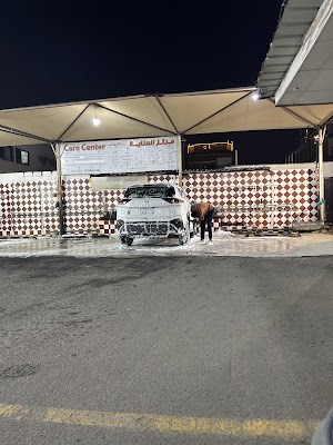 عناية لغسيل وتلميع السيارات