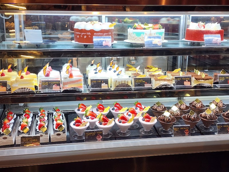 85°C Bakery Cafe - Stockton photo 4