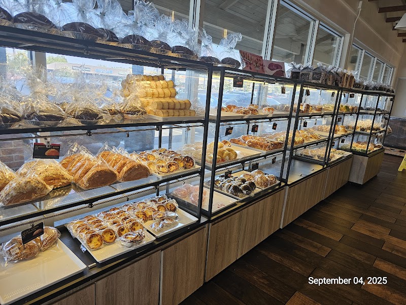 85°C Bakery Cafe - Stockton photo 3