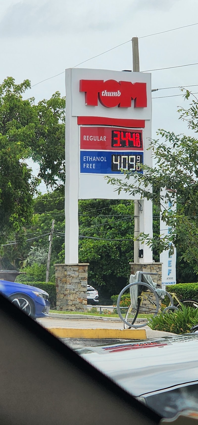 Tom Thumb photo 2