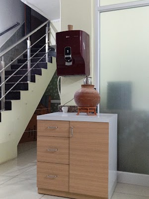 Dr. Vijaya Soliriya, Well Women Care Clinic - Image 2