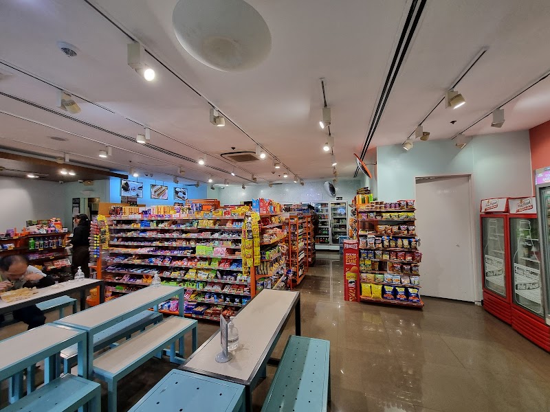 7-Eleven Science Hub