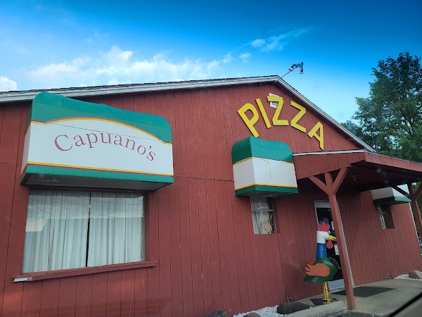 CAPUANOS PIZZA exterior