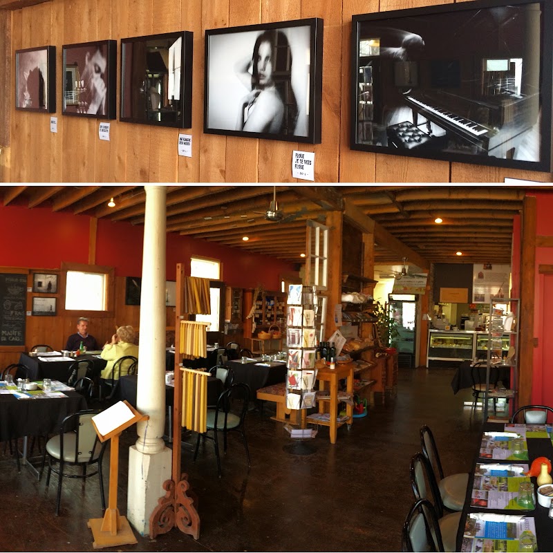 La Mante du Carré (Marché - Café - Resto) photo 1