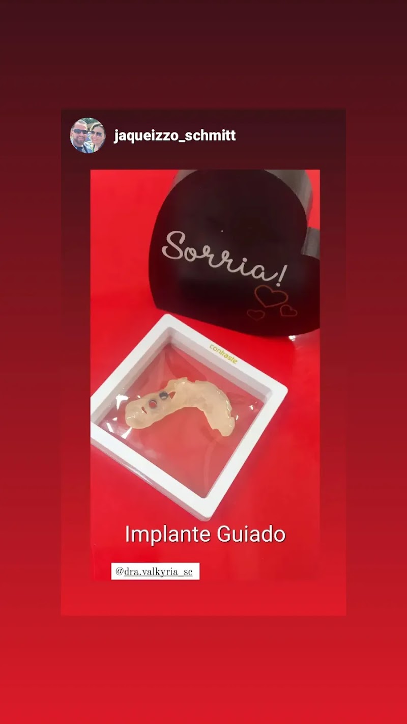 ODONTOCOSTA . Dra Valkyria Costa - foto 2