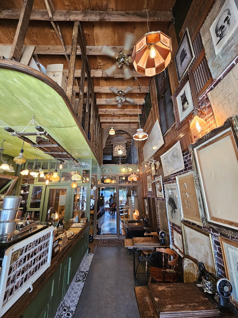 Cleocatra Café - Cat Cafe/ Portage Ave photo 4