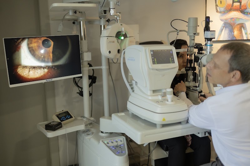 Foto de Dr. Gilberto Krasilchik, Oftalmologista