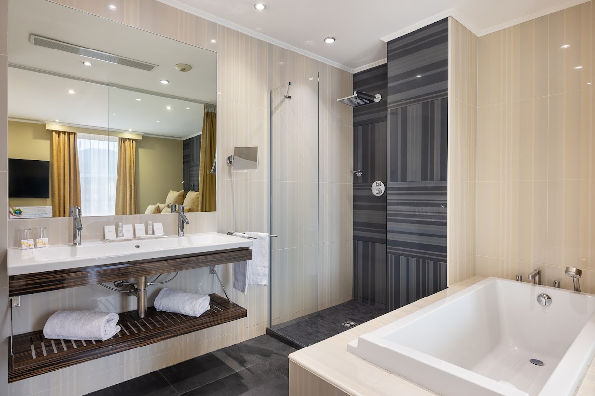 Best Western Plus Hôtel Massena Nice 2