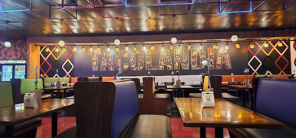 Photo by Santos Tovar