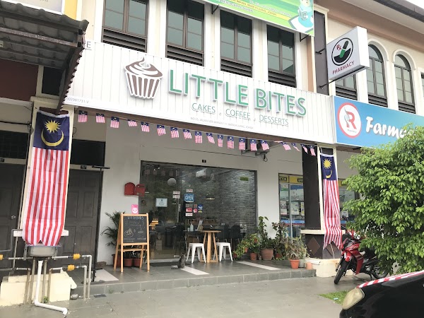 Little Bites - Photo 1