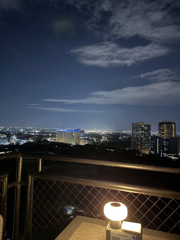 O2 Rooftop Bar
