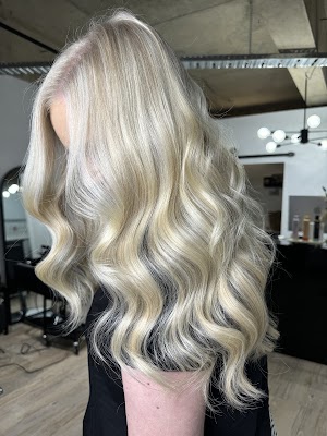 Jade Harrison Hair photo 2