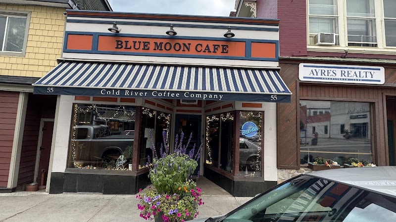 Blue Moon Café photo 3