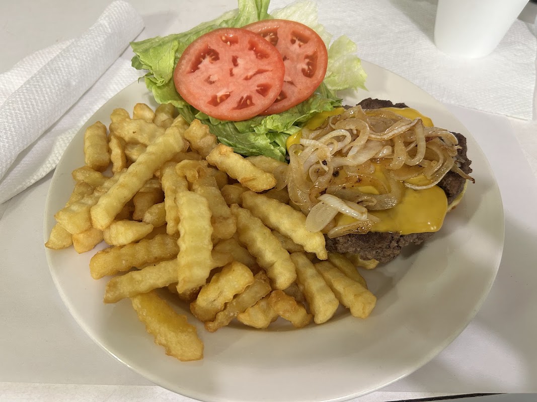 H & R Sweet Shop photo 2