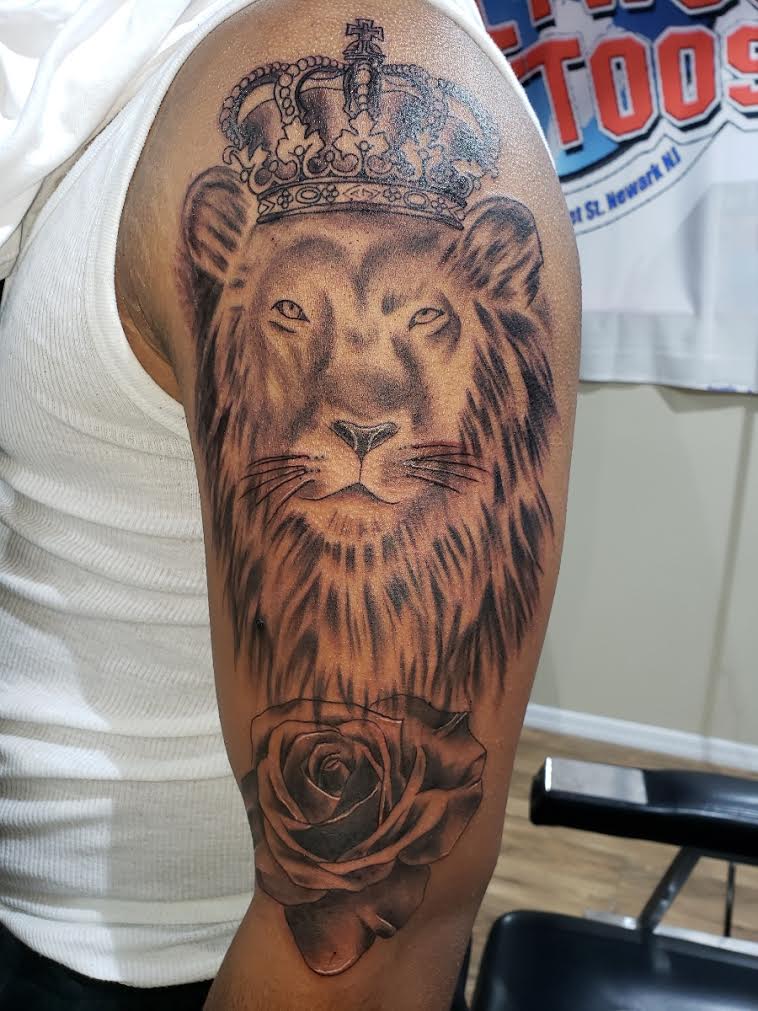 Hollywood Tattoos tattoo work — photo 3