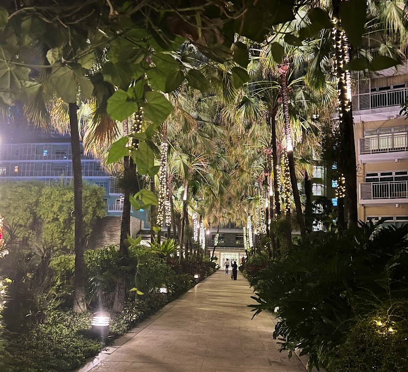 One Serendra