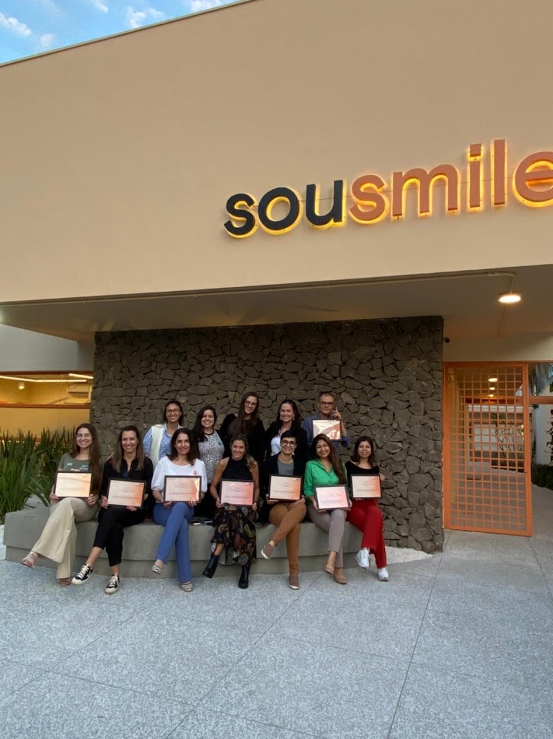 Dra Manuela Flores Coimbra - Ortodontista - Alinhadores Invisiveis - Invisalign Doctor- Angel Aligner - Curitiba - foto 5