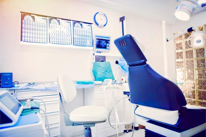 Clínica Dental Bahillo photo 2